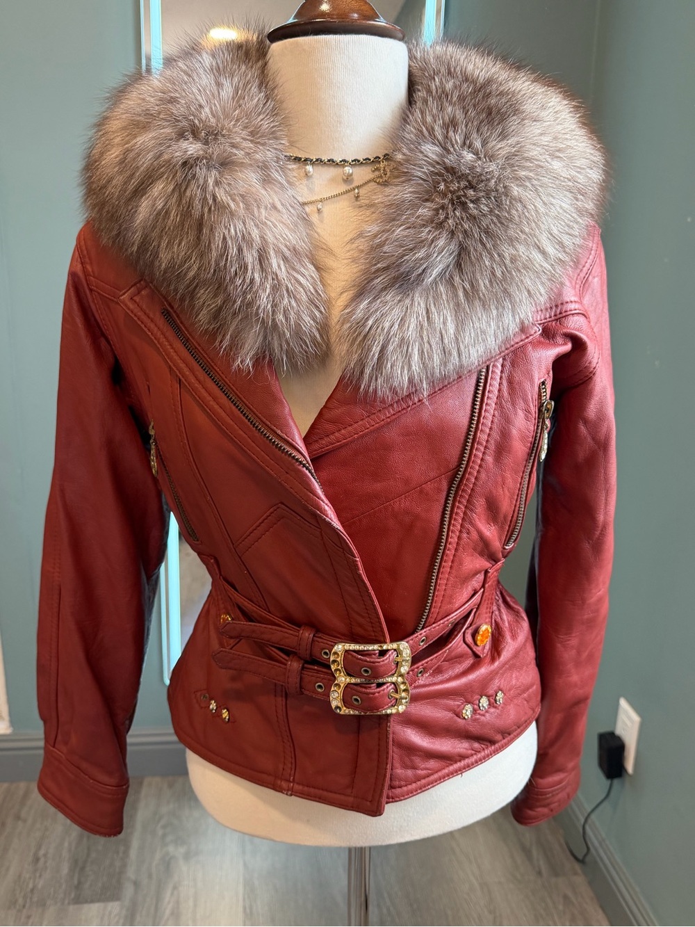 Vintage 90s Red Lamb Leather Moto Jacket Silver Fox Fur Collar Cinched Waist XS